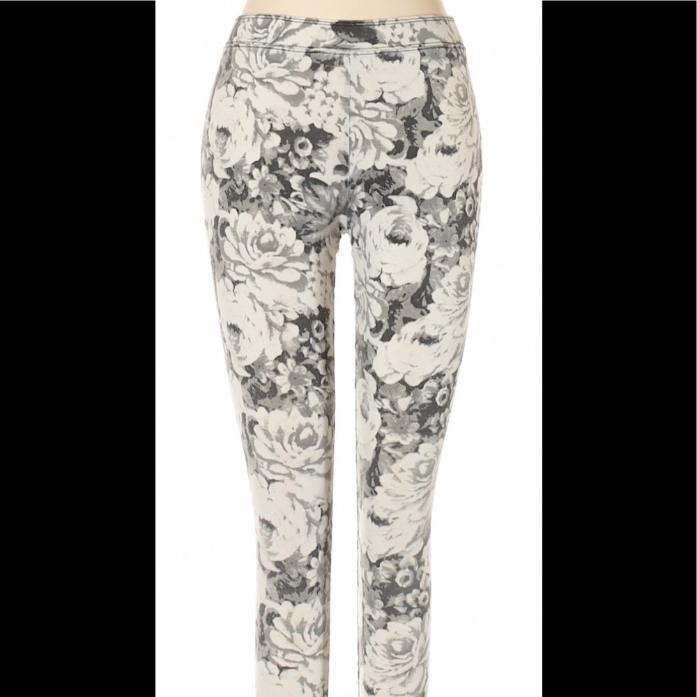 Abercrombie & Fitch floral leggings